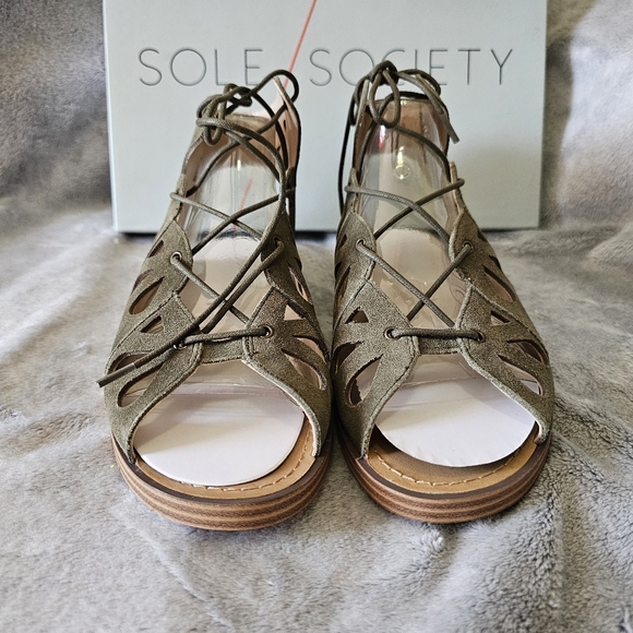 Sole Society Lylia Olive Gladiator Sandals Size 8.5 Cut Out Bohemian Cow Suede - Picture 10 of 10